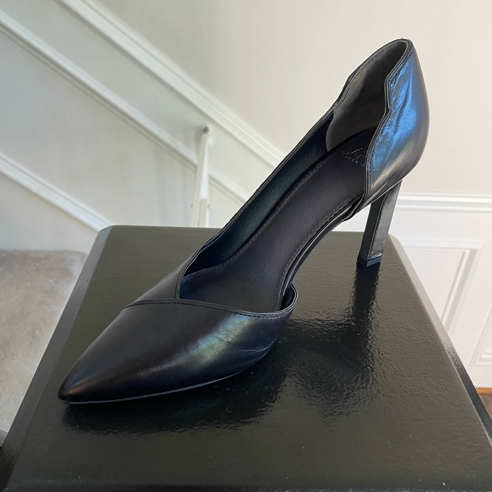 Franco Sarto Black Leather Heels, size 8